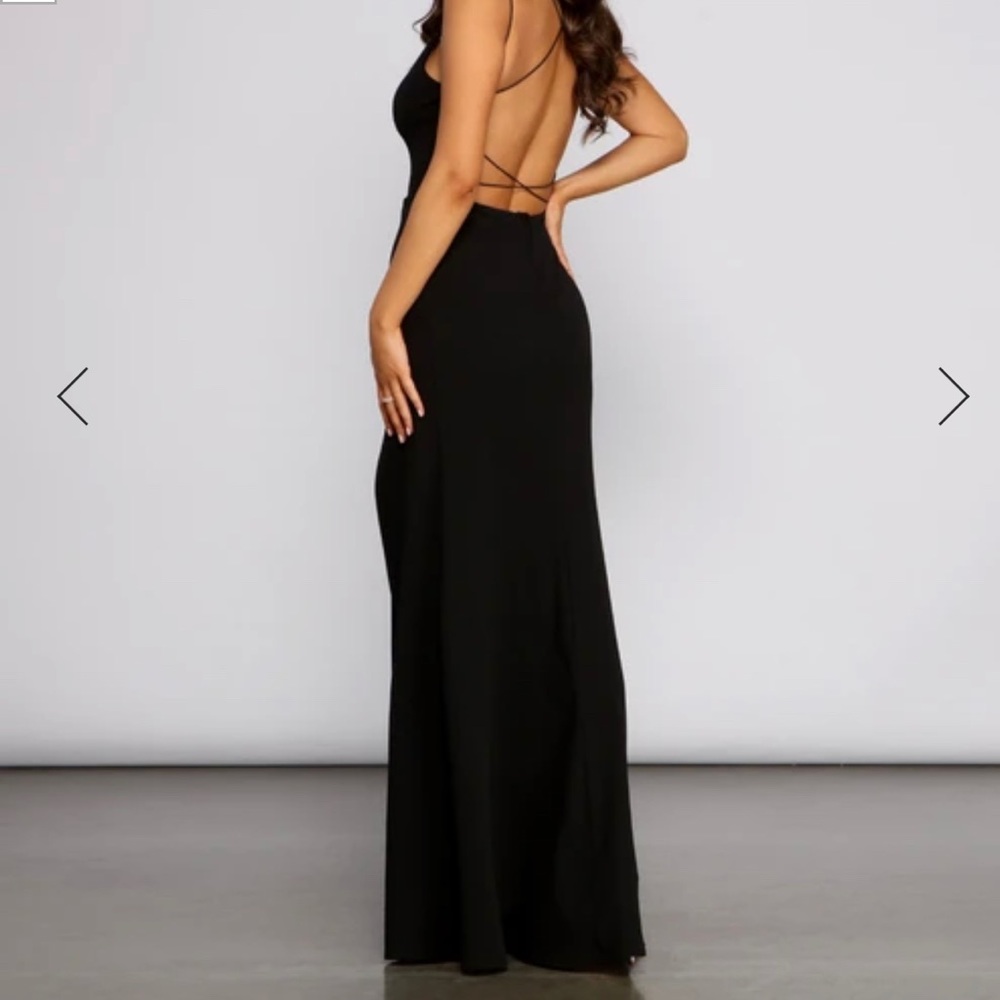 Windsor full length dress with slit - Picture 4 of 4